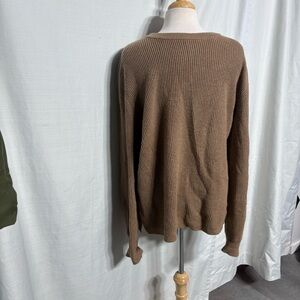 RW&CO Brown Cotton Blend Textured Crewneck Sweater Size M Cozy Basic Neutral